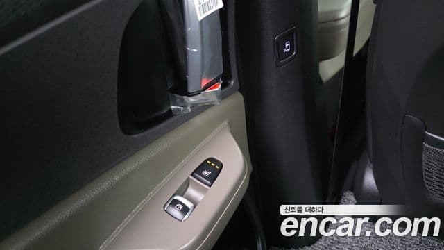 Kia Carnival 2024 — Photo 17/20