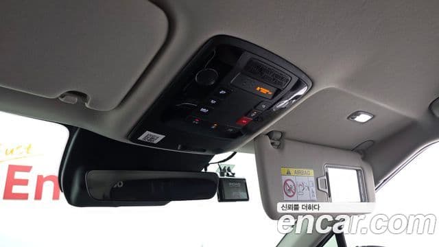 Kia Carnival 2024 — Photo 18/20