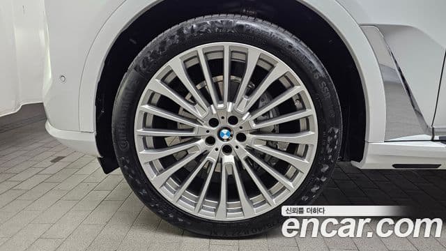BMW X7 2024 — Şəkil 7/20