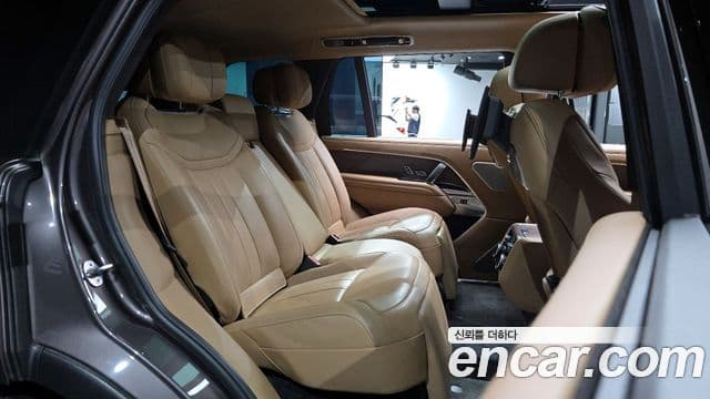 Land Rover Range Rover 2023 — ფოტო 11/20