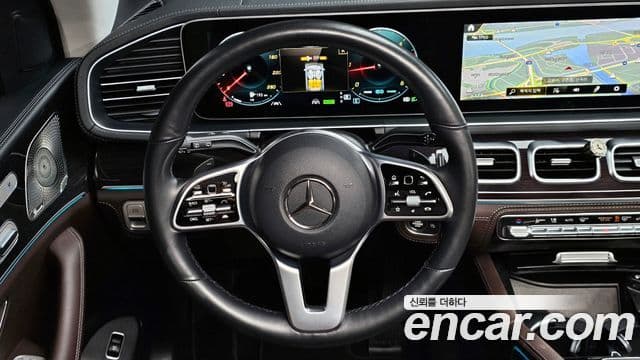 Mercedes-Benz GLE-Class 2022 — ფოტო 13/20