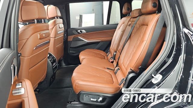 BMW X7 2025 — Şəkil 11/20