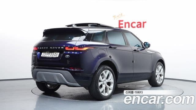 Land Rover Range Rover Evoque 2022 — Фото 2/20