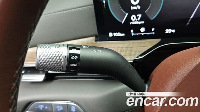 Genesis GV80 2023 — Şəkil 24/45