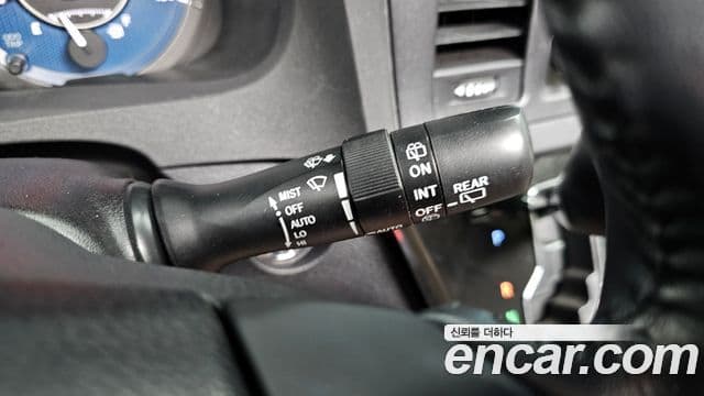 Toyota Sienna 2018 — ფოტო 14/20