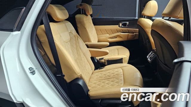 Kia Sorento 2022 — ფოტო 11/20