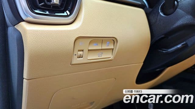 Kia Sorento 2022 — ფოტო 16/20