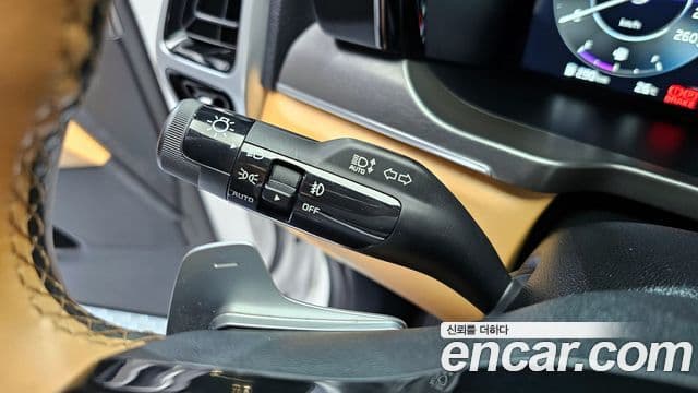Kia Sorento 2022 — ფოტო 18/20