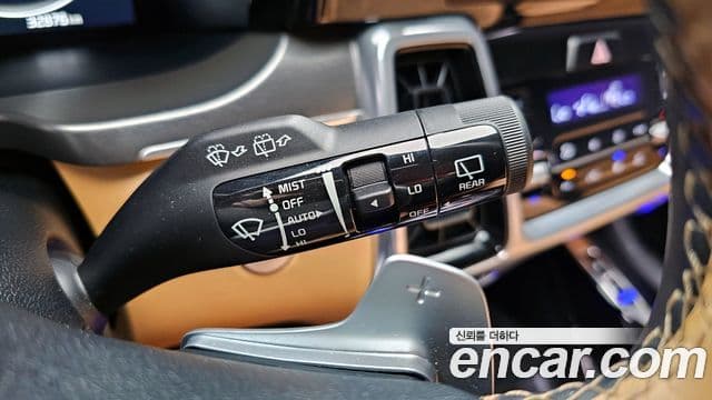 Kia Sorento 2022 — ფოტო 19/20