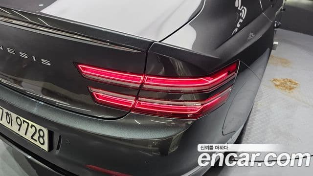Genesis G80 2022 — Photo 23/30