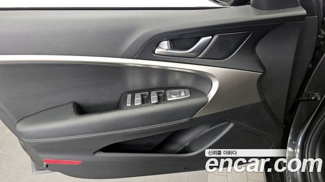 Genesis G70 2021 — Photo 36/37