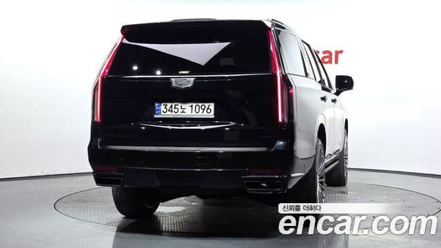 Cadillac Escalade 2023 — ფოტო 3/20