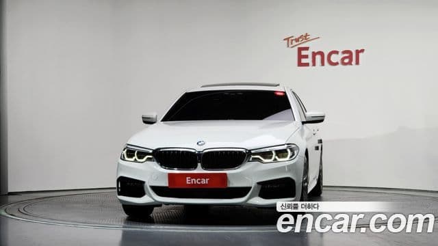 BMW 5 Series 2020 — Şəkil 2/20