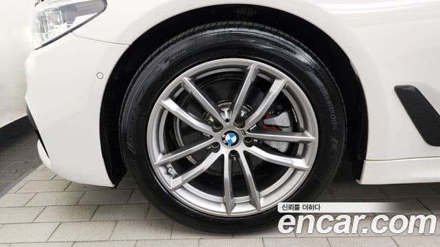 BMW 5 Series 2020 — фото 4 из 20