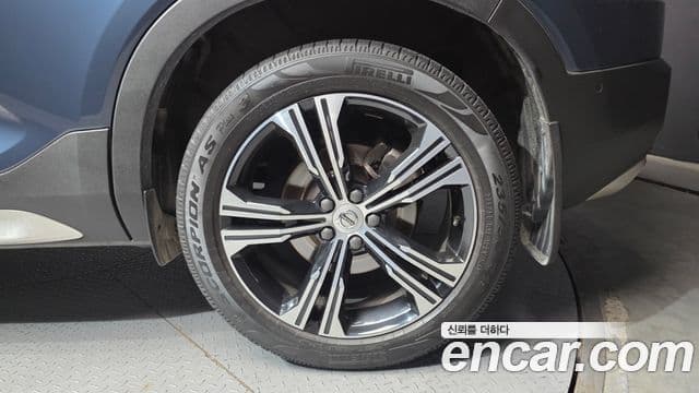 Volvo XC40 2022 — Photo 22/30