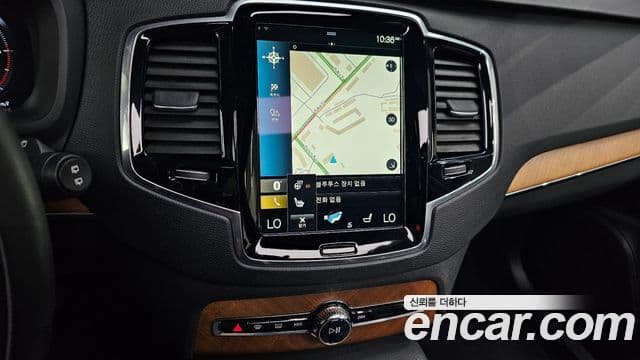 Volvo XC90 2019 — ფოტო 12/20