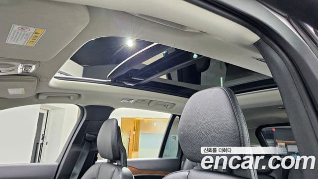 Volvo XC90 2019 — Photo 3/33