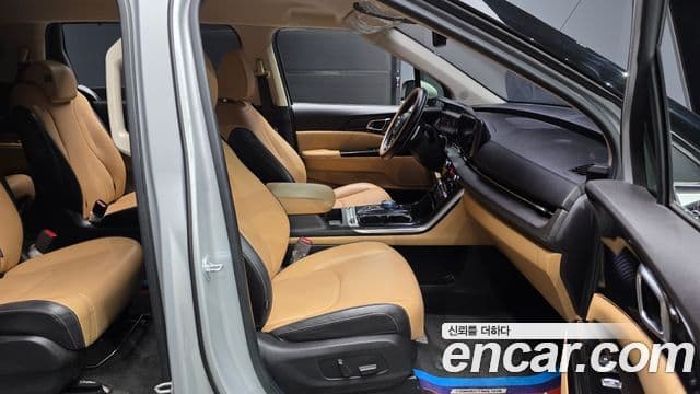 Kia Carnival 2020 — Şəkil 11/20