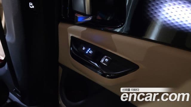 Kia Carnival 2020 — Şəkil 19/20