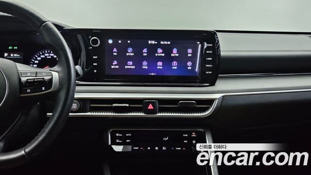 Kia K5 2022 — ფოტო 15/20