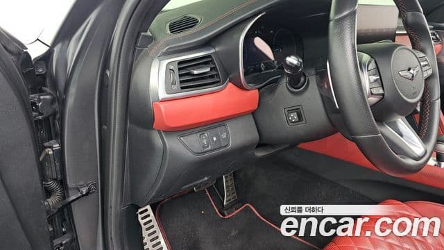 Genesis G70 2021 — ფოტო 13/20