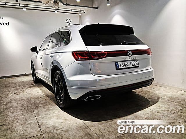 Volkswagen Touareg 2024 — Photo 7/13