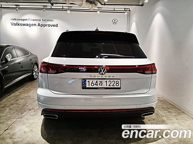 Volkswagen Touareg 2024 — Photo 10/13