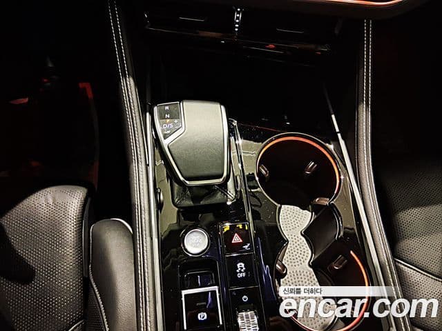 Volkswagen Touareg 2024 — Photo 12/13
