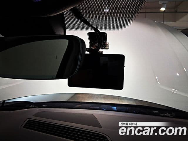 Volkswagen Touareg 2024 — Photo 2/13
