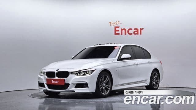 BMW 3 Series 2018 — Photo 17/20