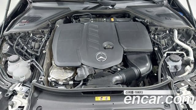 Mercedes-Benz E-Class 2024 — Şəkil 5/17
