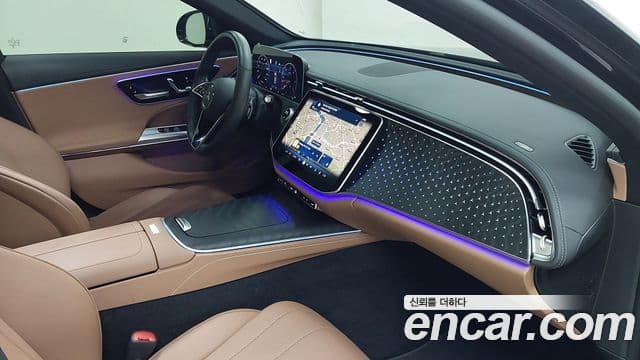Mercedes-Benz E-Class 2024 — Şəkil 8/17