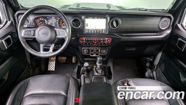 Jeep Wrangler 2022 — фото 7 из 20
