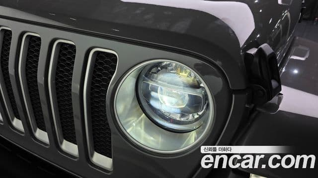 Jeep Wrangler 2022 — Şəkil 20/34
