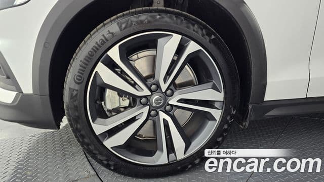 Volvo V60 Cross Country 2021 — Şəkil 5/20