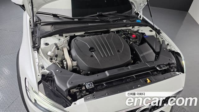 Volvo V60 Cross Country 2021 — Şəkil 6/20