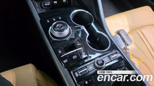 Kia K5 2023 — ფოტო 9/20
