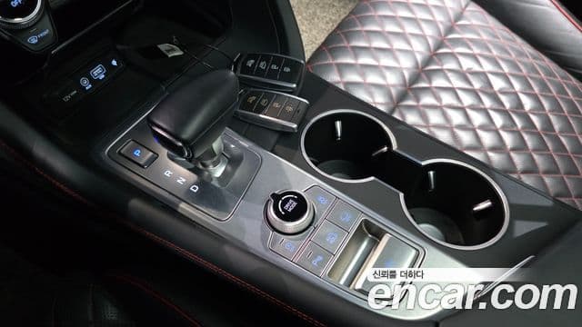 Genesis G70 2018 — ფოტო 9/20