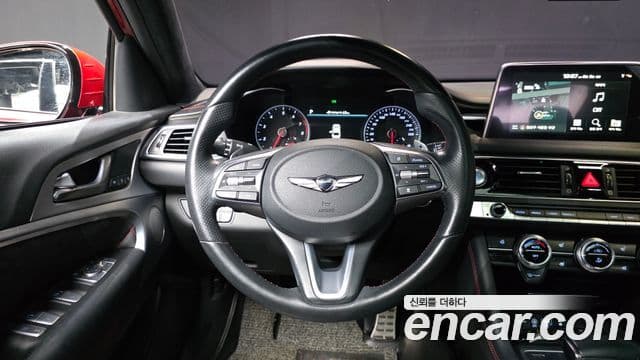 Genesis G70 2018 — ფოტო 13/20