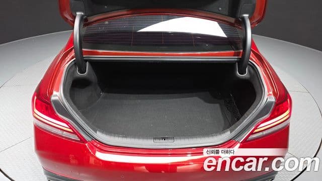 Genesis G70 2018 — ფოტო 20/20