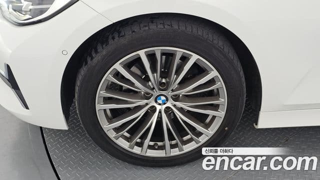 BMW 3 Series 2021 — Şəkil 5/20