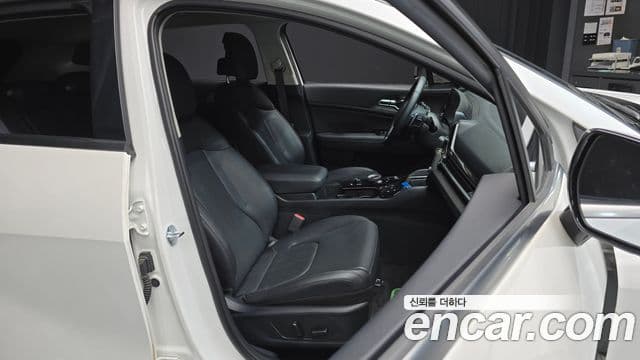 Kia Sportage 2023 — Şəkil 11/20