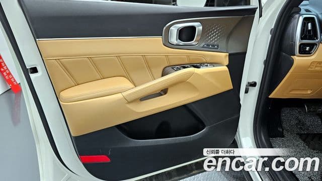 Kia Sorento 2021 — Photo 30/34