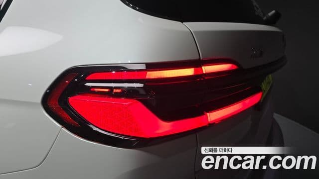 BMW X7 2023 — Photo 20/36