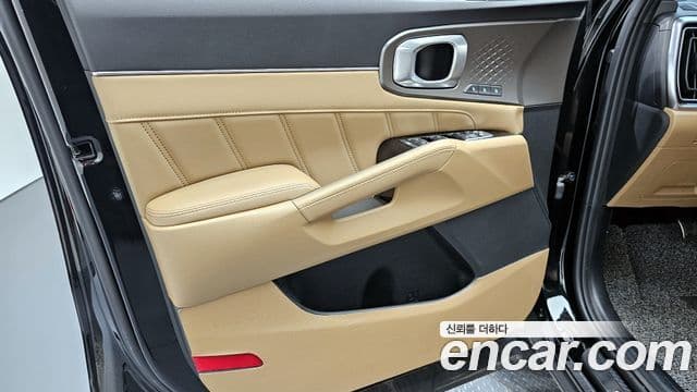 Kia Sorento 2024 — Photo 20/35