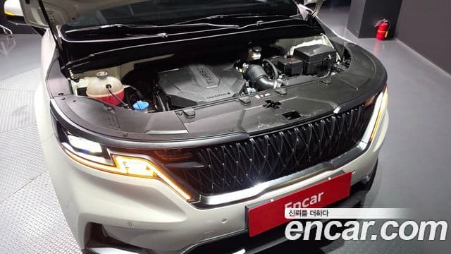 Kia Carnival 2021 — Фото 6/20