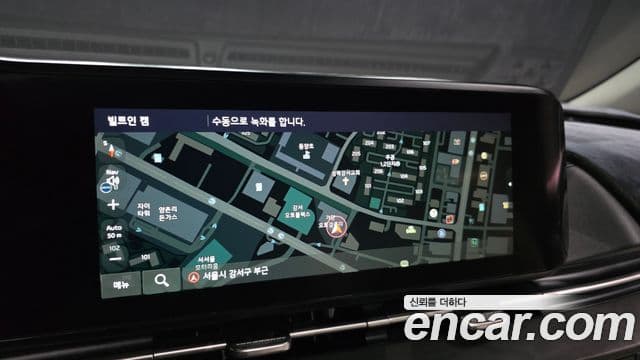 Kia Carnival 2021 — ფოტო 14/20