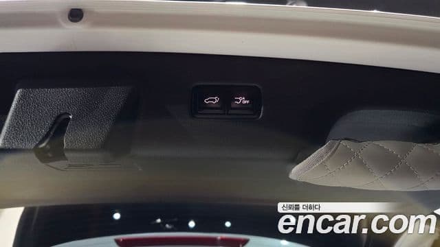 Kia Carnival 2021 — Photo 23/39