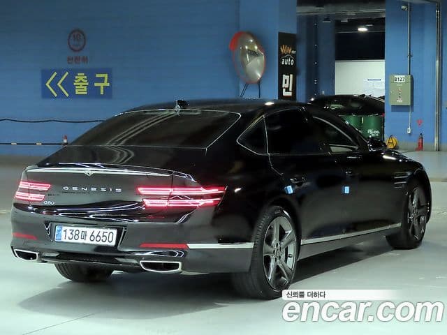 Genesis Electrified G80 2023 — ფოტო 3/20