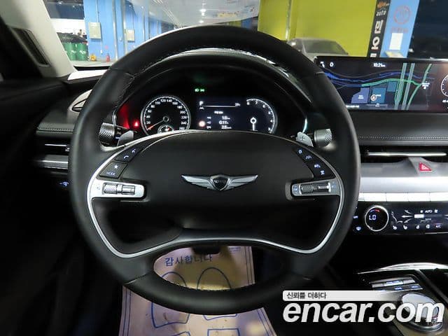 Genesis Electrified G80 2023 — ფოტო 8/20